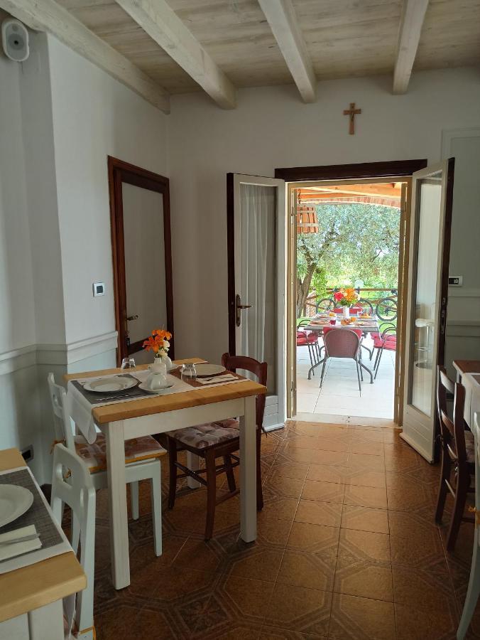 Le Zampolle B & B Colà Kültér fotó