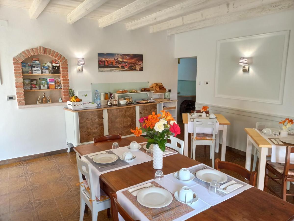 Le Zampolle B & B Colà Kültér fotó