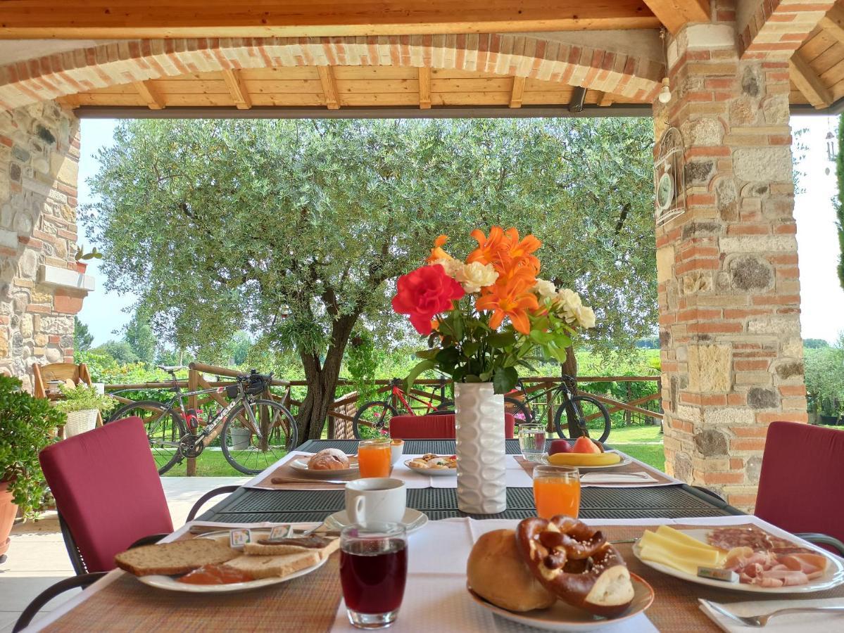 Le Zampolle B & B Colà Kültér fotó