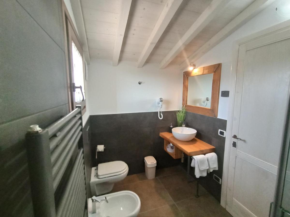 Le Zampolle B & B Colà Kültér fotó