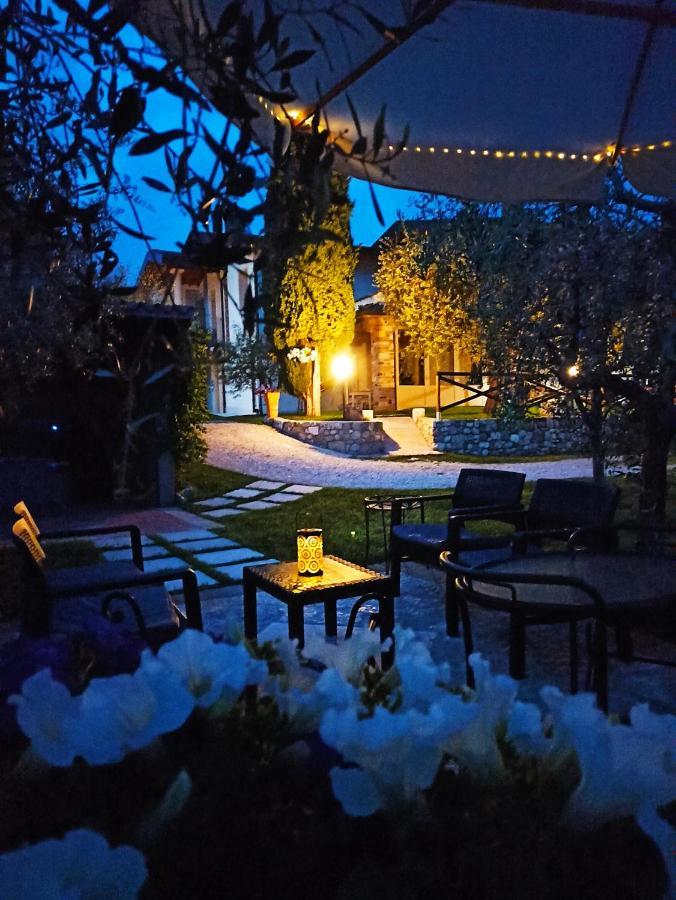 Le Zampolle B & B Colà Kültér fotó
